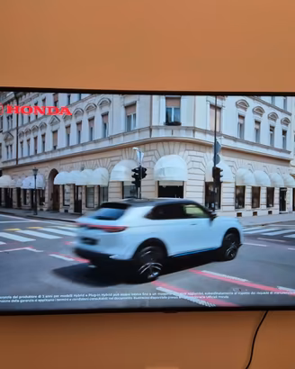 Samsung Smart TV 55” 4K HDR UE55RU7175U – perfetta