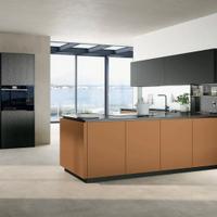 CUCINA CON PENISOLA CON TOP IN CERAMICA +COLONNE