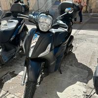 Beverly 350