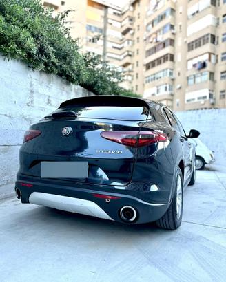 Alfa Romeo Stelvio 2.2 190 CV  at8 TETTO PANORAMA