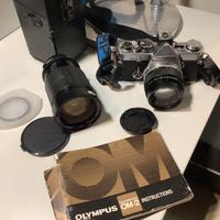 OLYMPUS OM2 CON OBIETTIVO ZUIKO F1-1/4