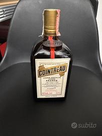 Bottiglia di Cointreau