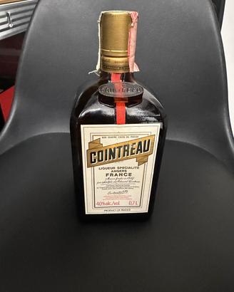 Bottiglia di Cointreau