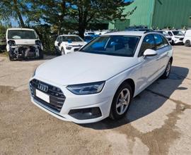 Audi A4 Avant 30 TDI/136 CV S tronic Business