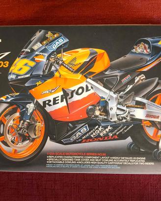 Kit Tamiya 1/12 Repsol Honda RC211V '03 (Moto GP)