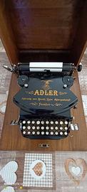 Macchina per scrivere Adler