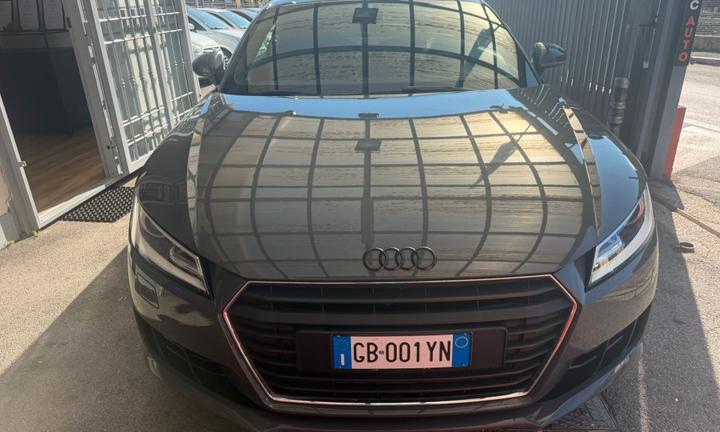 Audi TT Coupé 2.0 TFSI S line