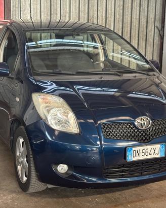 Toyota Yaris 1.3 5 porte Sol