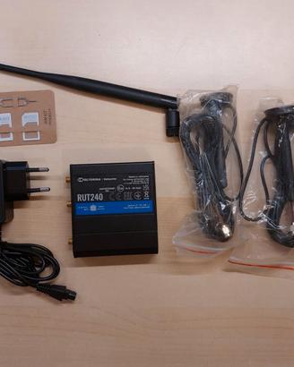 Router RUT240 Teltonika
