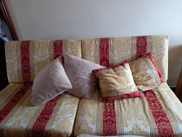 Divano letto + 2 poltrone letto