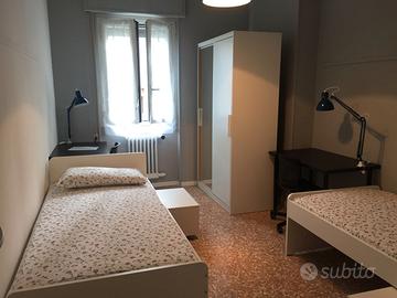 Ultimo posto letto per studentessa universitaria