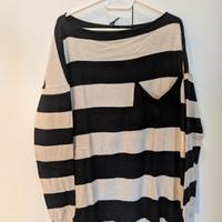 Maxi maglia morbida a righe bianche e nere