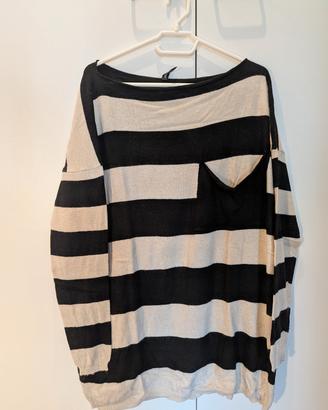 Maxi maglia morbida a righe bianche e nere