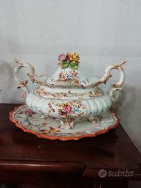 Zuppiera con vassoio