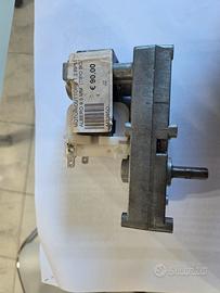 Motoriduttore 1,3 rpm(tipoBCZ) per stufe a pellet
