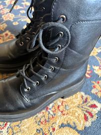 Anfibi Neri Primadonna