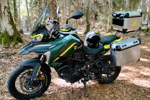 BENELLI TRK 702X ANNO 2024  15000 KM PERFETTA