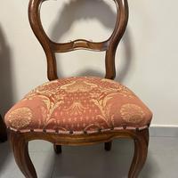 Tre sedie imbottite antiche