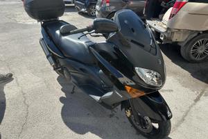 Yamaha tmax 500