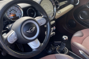 MINI Cooper D Clubman 1.6 109CV – 2009 – 265.000 k