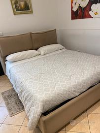 Letto matrimoniale contenitore