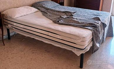 Letto matrimoniale (ROMA)