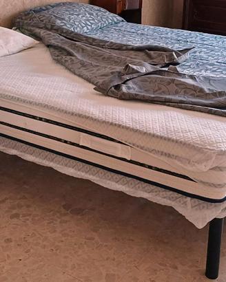 Letto matrimoniale (ROMA)