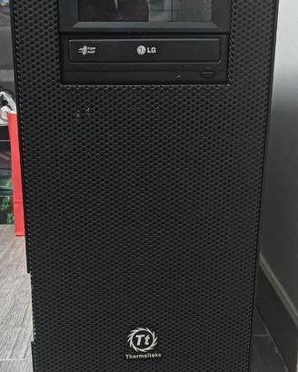 Computer PC fisso da gaming/lavoro custom build