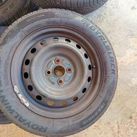 Pneumatici invernali con cerchi : 185/60 r15