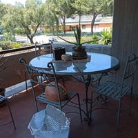 tavolo antico esterno in ferro battuto 