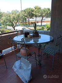 tavolo antico esterno in ferro battuto 