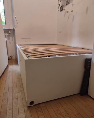 Struttura letto una piazza e 1/2 con cassettoni