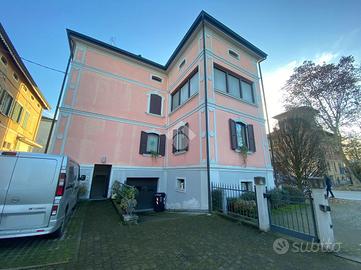 UFFICIO A BAGNOLO IN PIANO