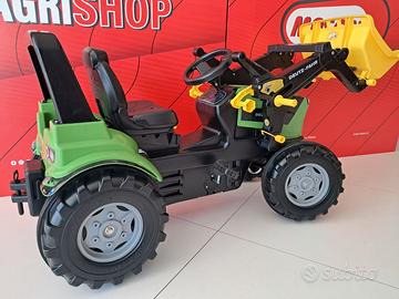 Trattore giocattolo a pedali Deutz-Fahr