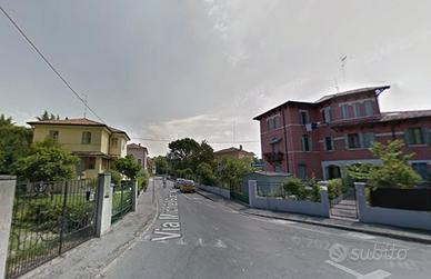 Mestre - ampia stanza singola libera da subito