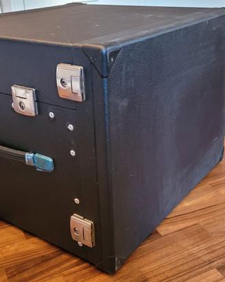 Flight case 6U 19" con supporto Mixer