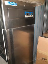 armadio frigorifero professionale 