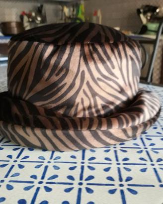 cappelli eleganti per donna Maschera