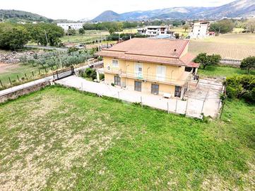 BIFAMILIARE A SAN FELICE A CANCELLO