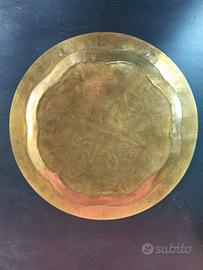 Piatto orientale  ottone decorato a mano anni 80