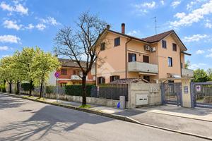 4 LOCALI A CARONNO PERTUSELLA