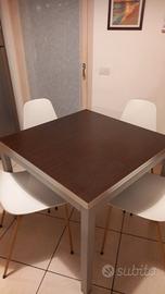 tavolo con 4 sedie
