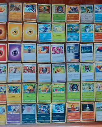 Lotto 60 Carte Pokémon con Togekiss VMAX e Promo