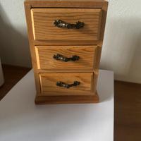 Mini cassettiera per gioielli/scomparto oggetti