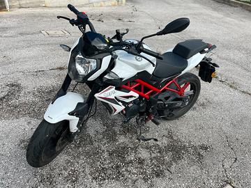 Benelli BN 125