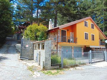 Villetta Camigliatello 9 posti letto 3cam. vacanze