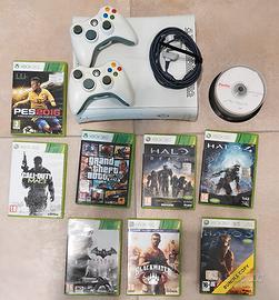 Xbox 360 Bianca + 2 Controller Wireless + Giochi