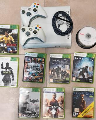 Xbox 360 Bianca + 2 Controller Wireless + Giochi