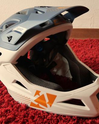 Casco Leatt Mtb 3.0 per Enduro con mentoniera remo