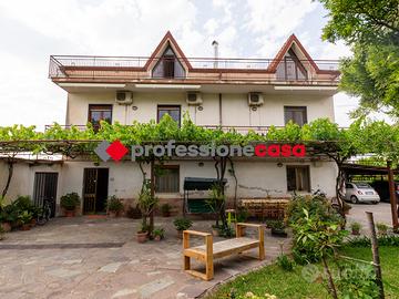 Villa o villino Albanella [Cod. rif 160625VRG]